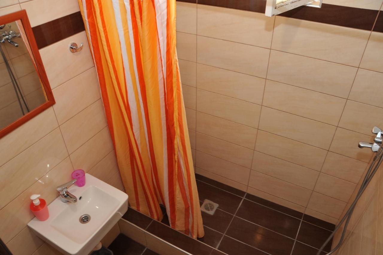 Guesthouse Bloutsos Rooms كاستراكيون المظهر الخارجي الصورة